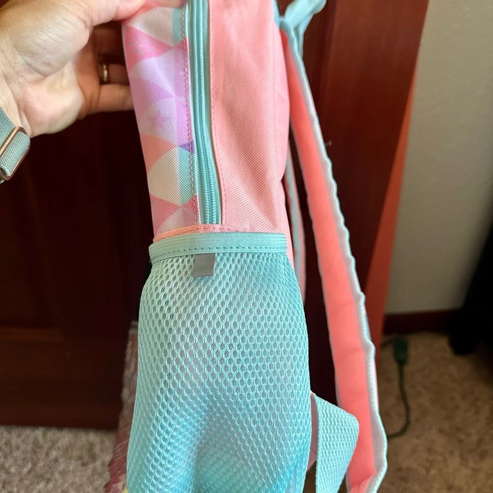 Frozen Backpack - Picture 5 of 6